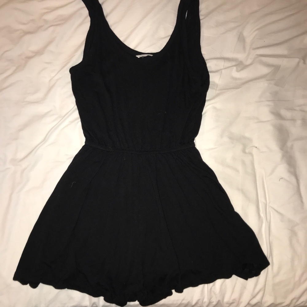 BLACK TANK TOP BASIC ROMPER